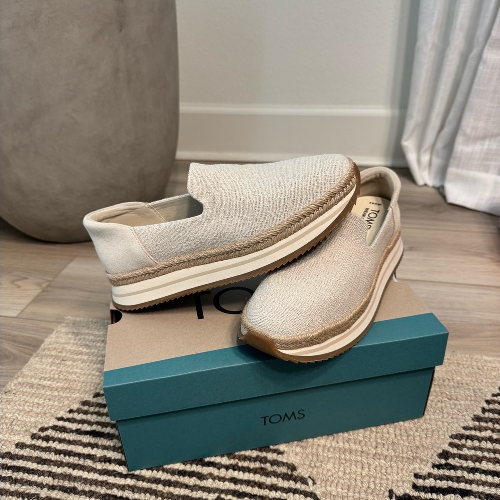 TOMS Women's Cream Espadrille Slip-Ons